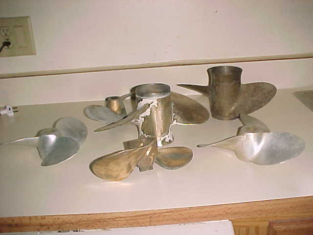 Lot Of  6 Propellers  -  Some Bronze  -  Quicksilver ....a-12