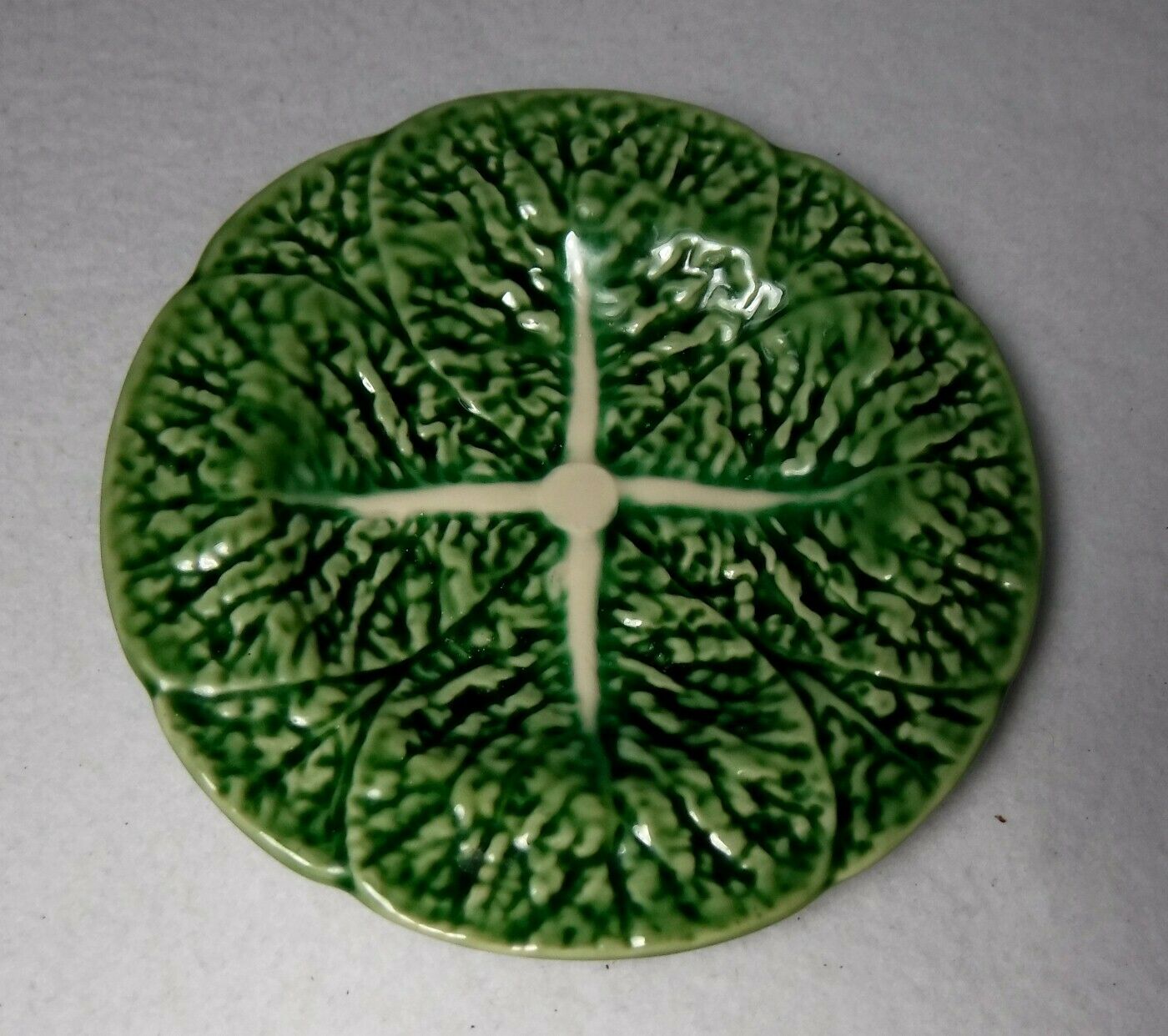 Bordallo Pinheiro Dinnerware Cabbage Green  Pattern Small Bread Plate  5"