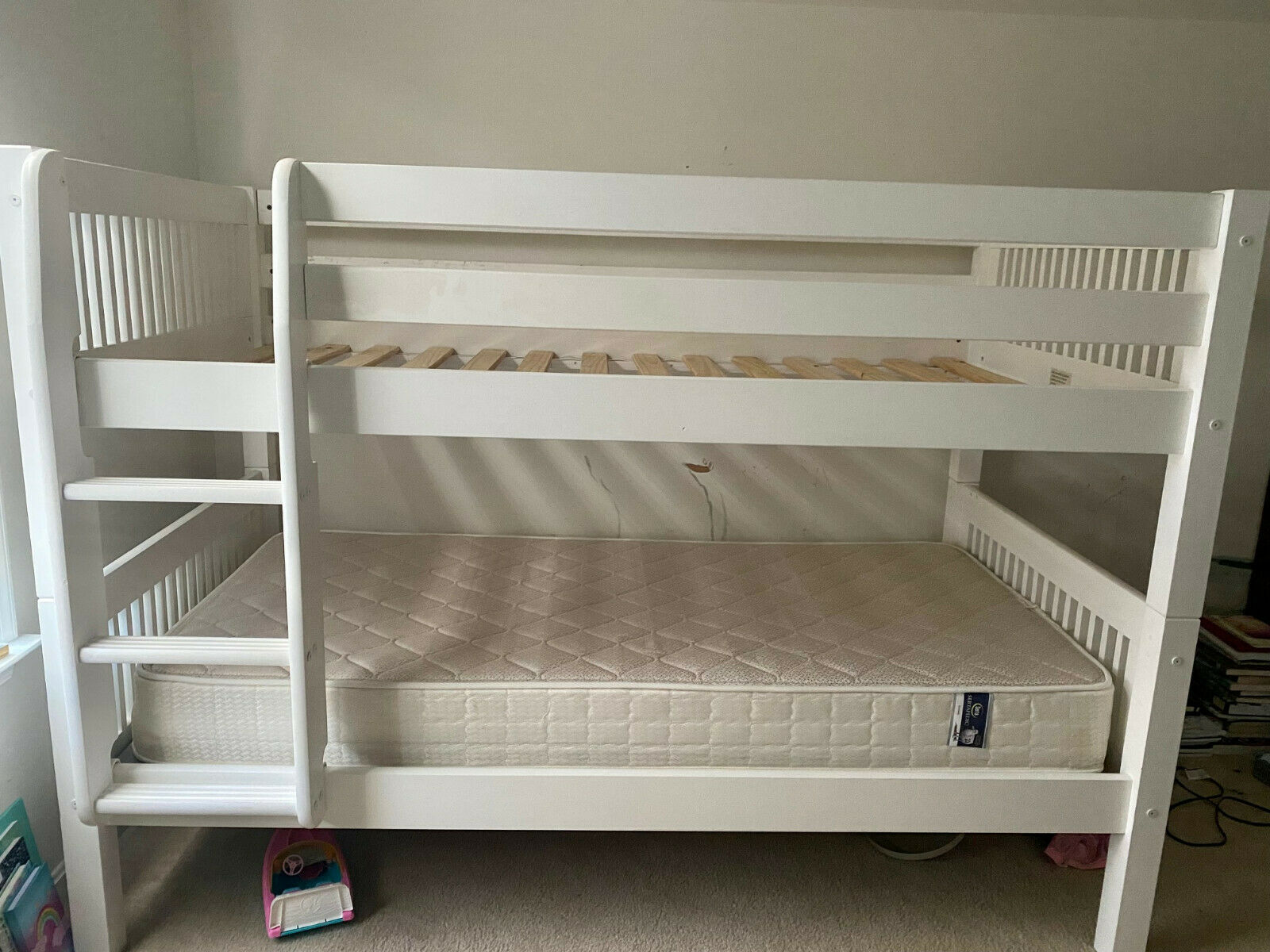 Used (very Good) Camaflexi Twin Over Twin Low Bunk Bed - Mission Headboard White