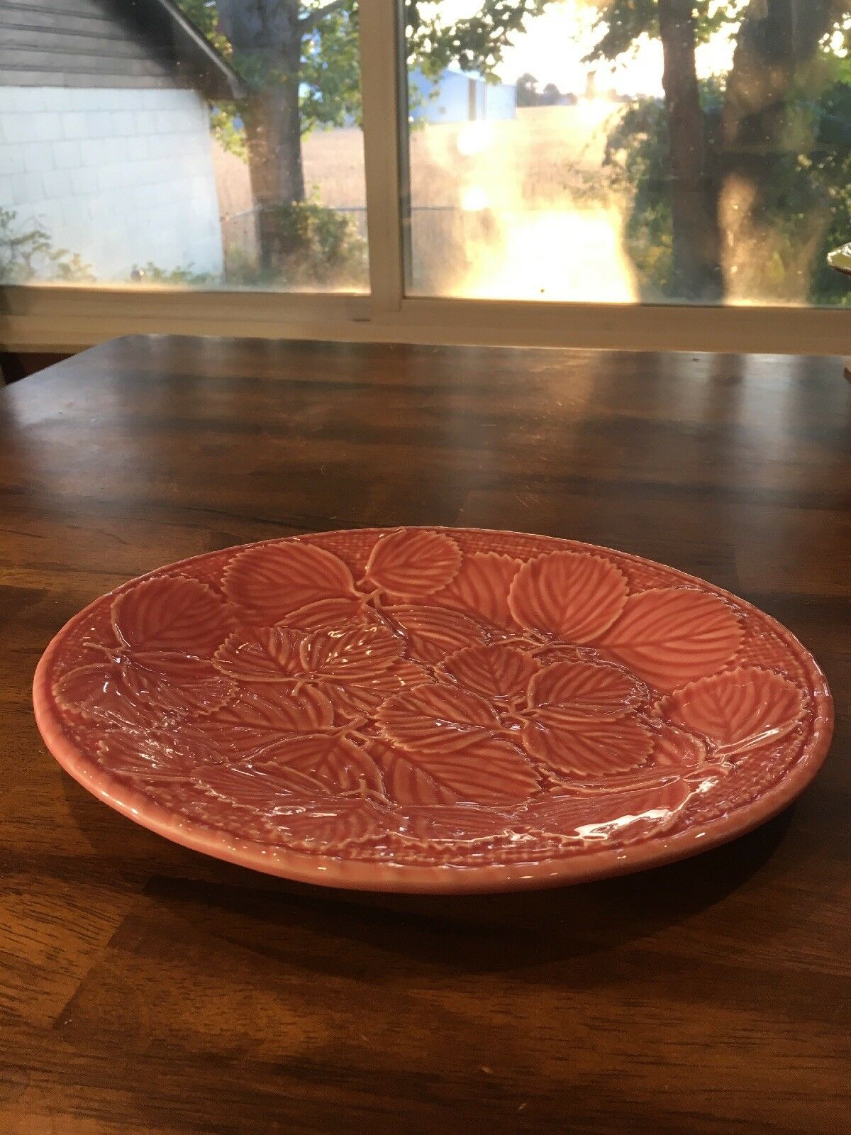 Bordallo Pinheiro Pink Majolica Leaf Design Platter, Portugal Excellent Cond