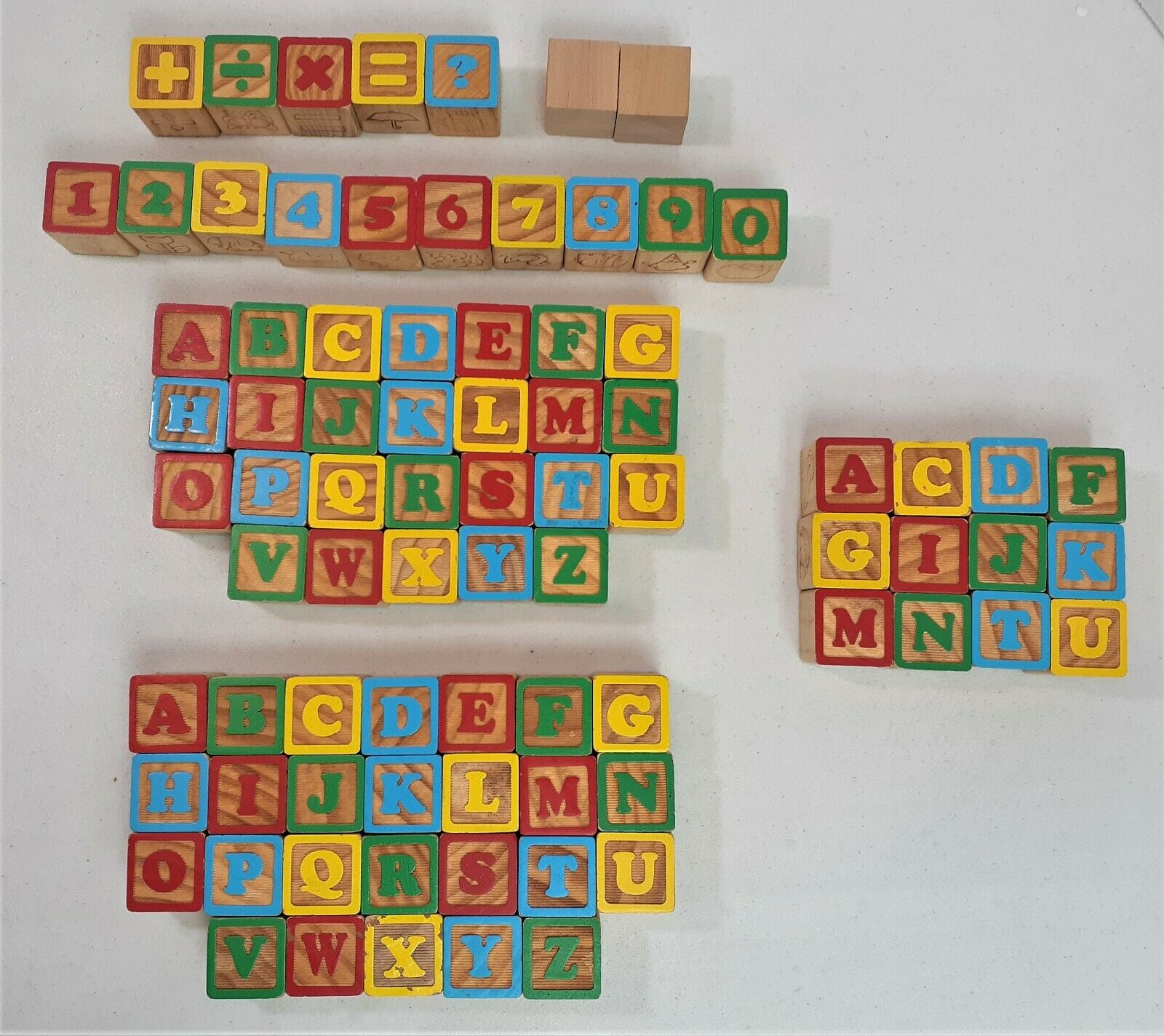 81 Wooden Abc Blocks 1 1/4" Letters Numbers Pictures Animals Complete Sets   820