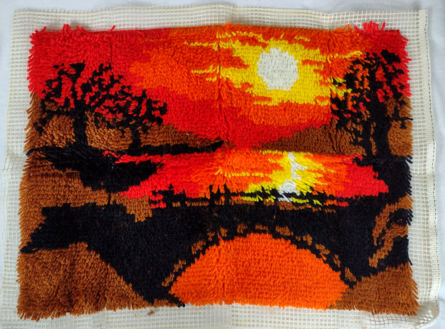 Vintage 70s Sunset Scene Latch Hook Completed Rug Wall Hanging Not Blocked