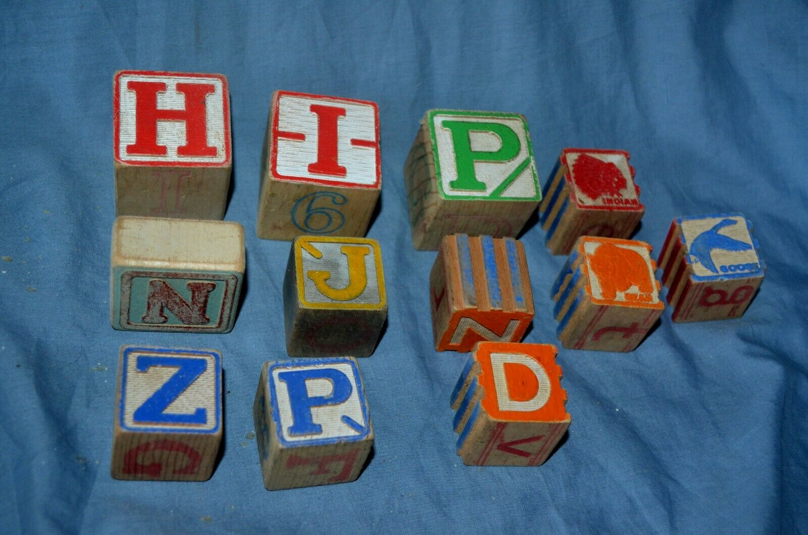 36 Vintage Wooden Children's Building Blocks Alphabet Abcs Few Picturetoy