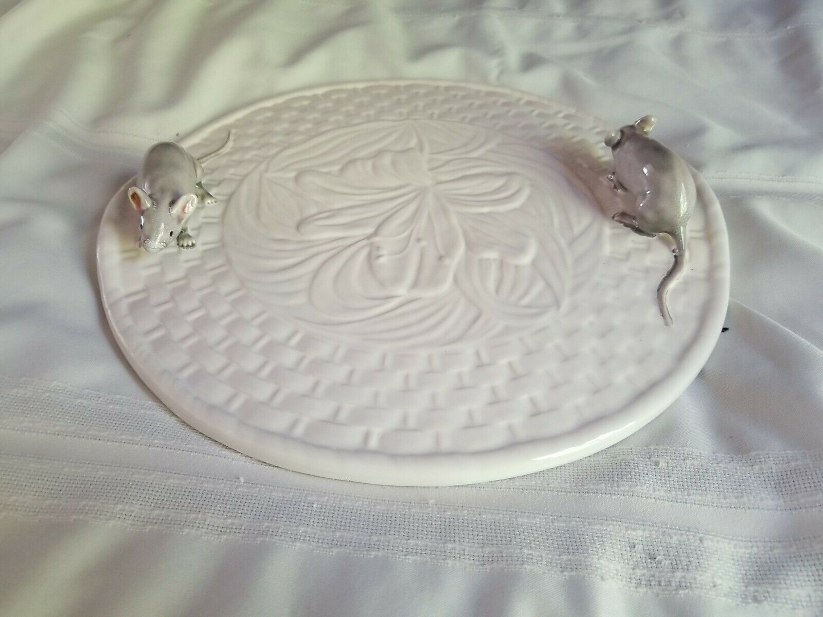 Large Bordallo Pinheiro Mouse Cheese Hordeurve Plate With 2 Mice - Portugal