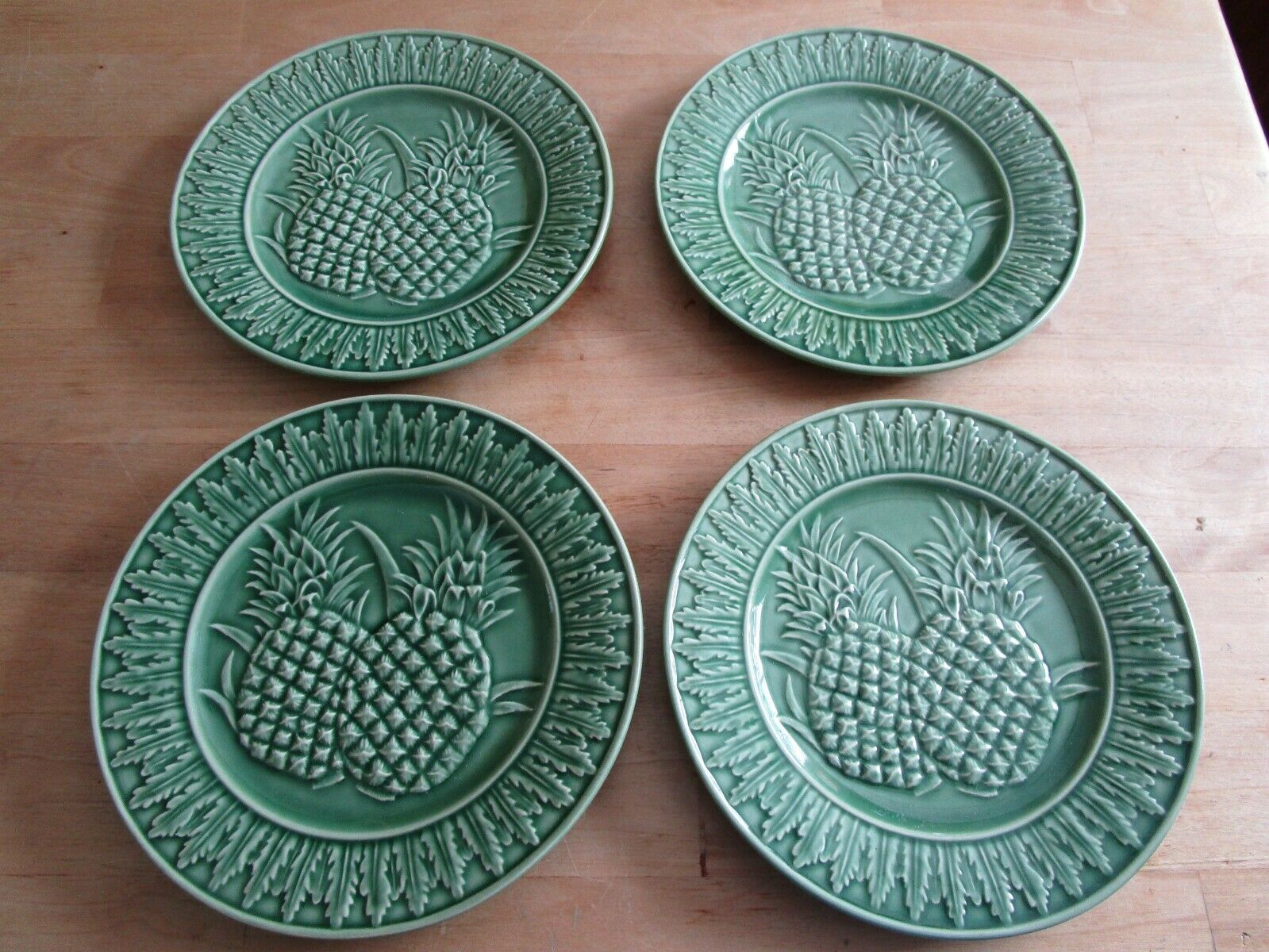 4 Bordallo Pinheiro Portugal Pineapple Salad Plates - 8-1/4"
